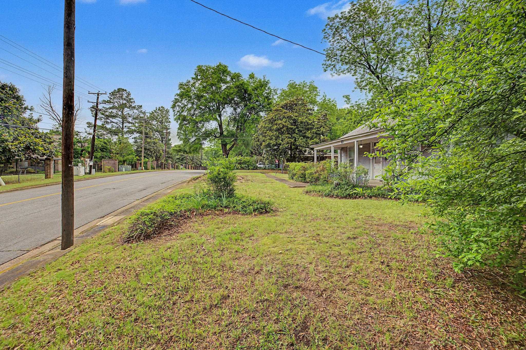 790 Colonial Road Memphis, TN 38117 - Photo 16 of 39