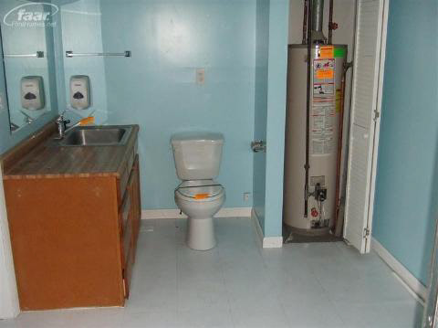 1093 North Linden Road Flint, MI 48532 - Photo 17 of 23 20166646-16.JPG