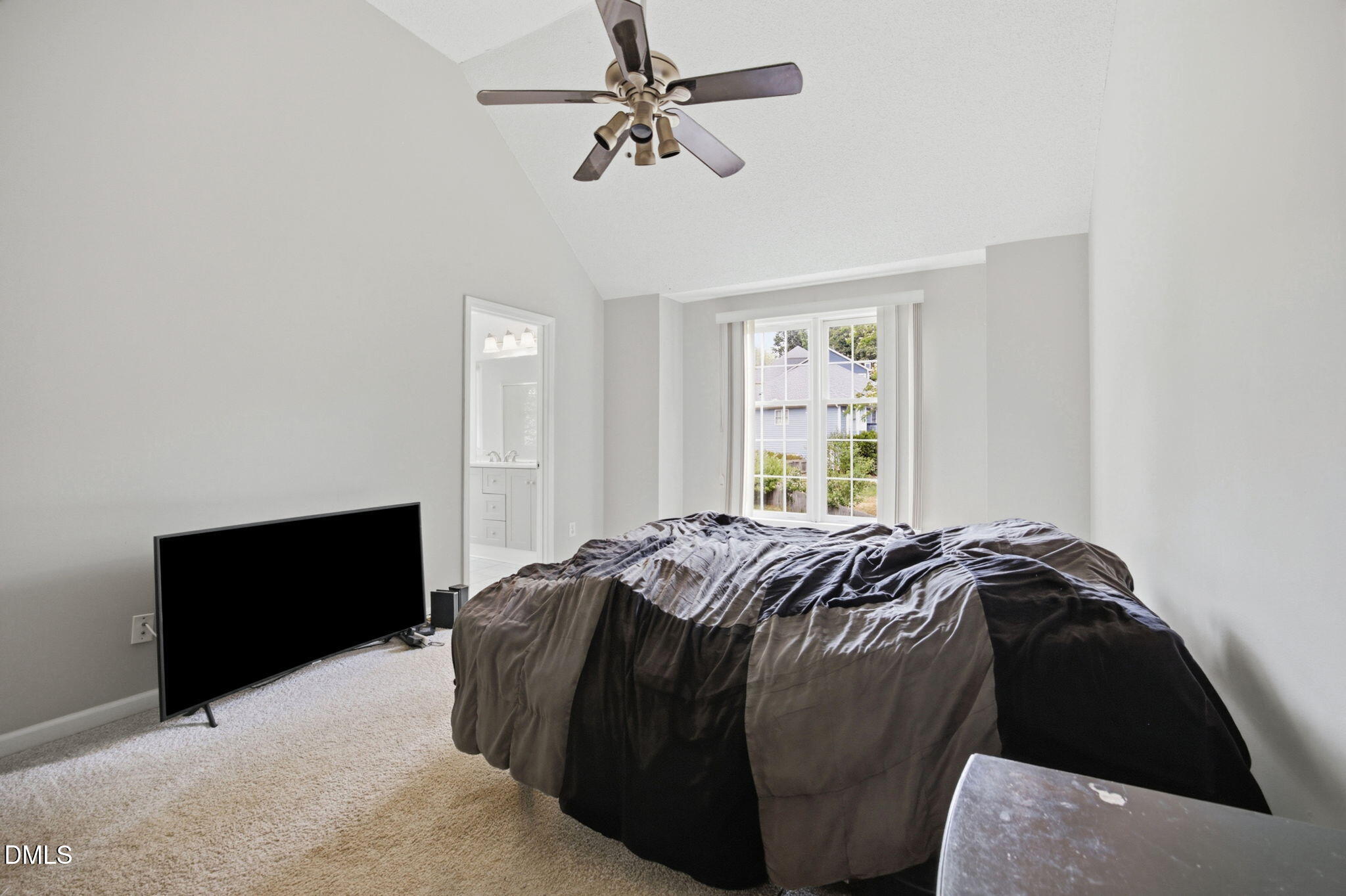 11113 North Radner Way Raleigh, NC 27613 - Photo 14 of 24 40-web-or-mls-IMG_3993_edit