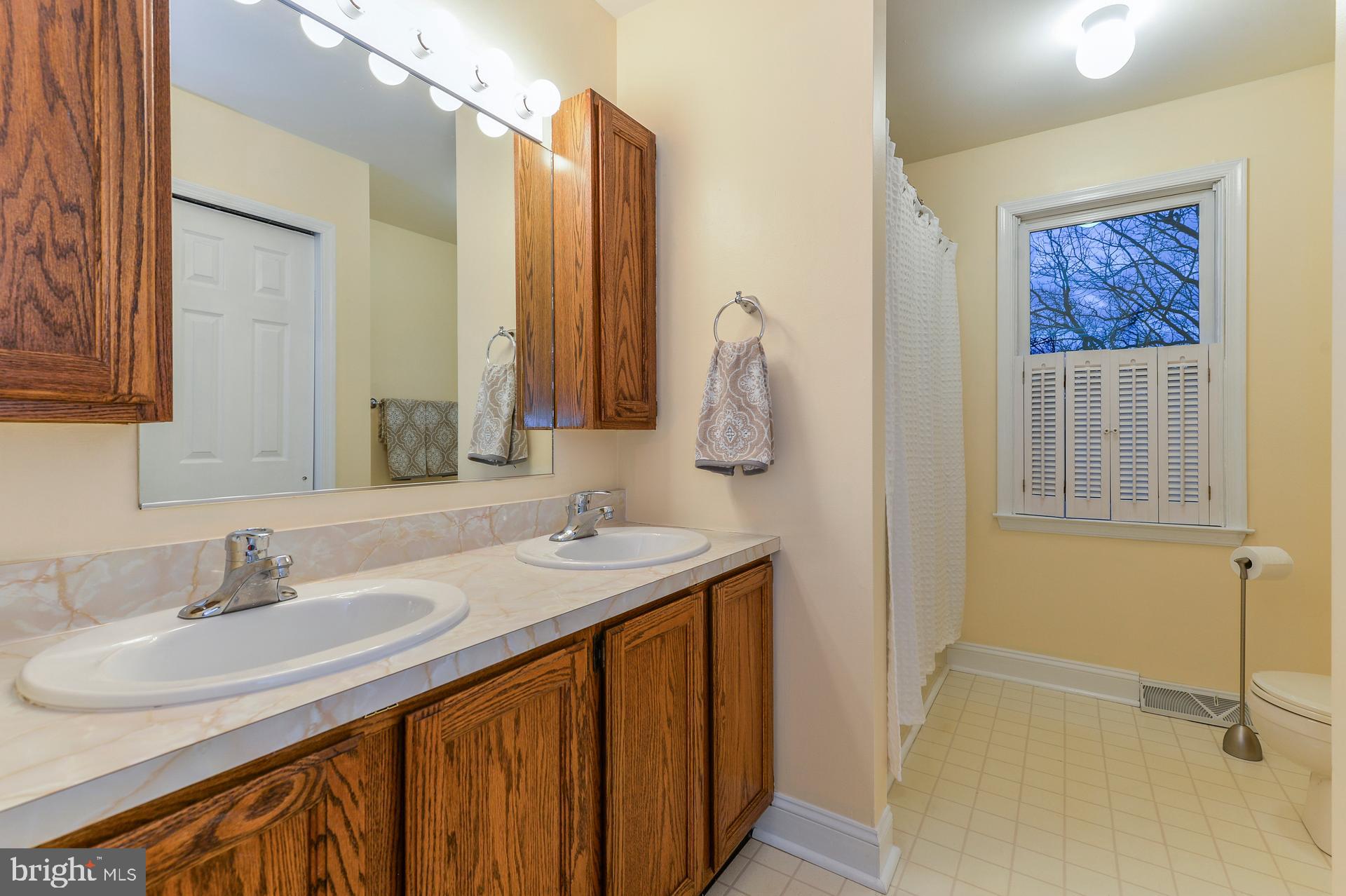 1614 Clearbrook Road Lansdale, PA 19446 - Photo 20 of 22 Hall Bath