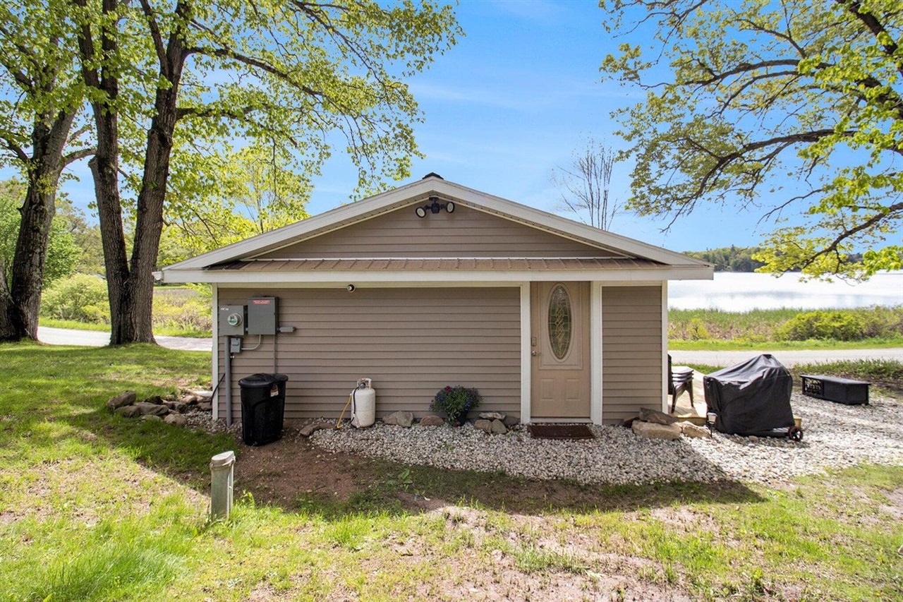 5729 North Bass Lake Road Irons, MI 49644 - Photo 22 of 43