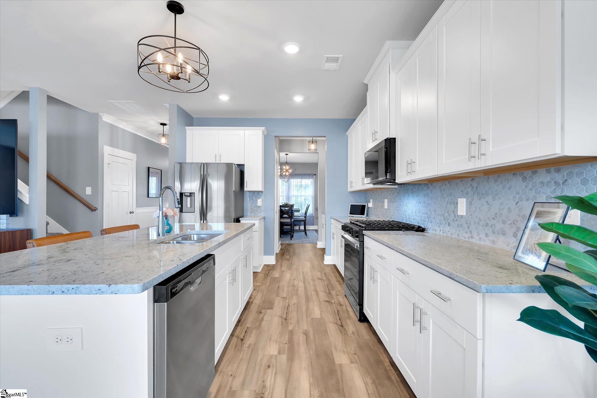6 Roderick Lane Greenville, SC 29605 - Photo 18 of 45 Gallery Image 18