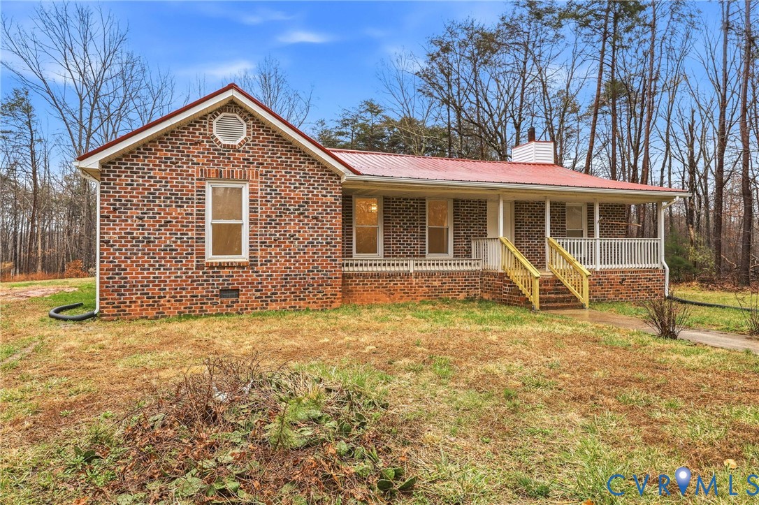 303 Dry Bridge Road Farmville, VA 23901 - Photo 1 of 23 Welcome home to 303 Dry Bridge Road in Prospect.