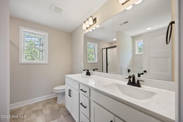 $389,900 | 16080 Cardinal Court, Wagram, NC 28396