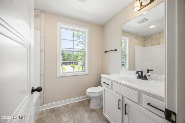 $389,900 | 16080 Cardinal Court, Wagram, NC 28396