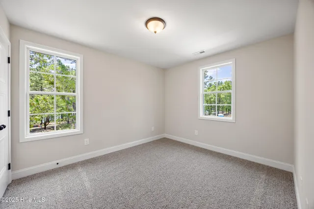 $389,900 | 16080 Cardinal Court, Wagram, NC 28396