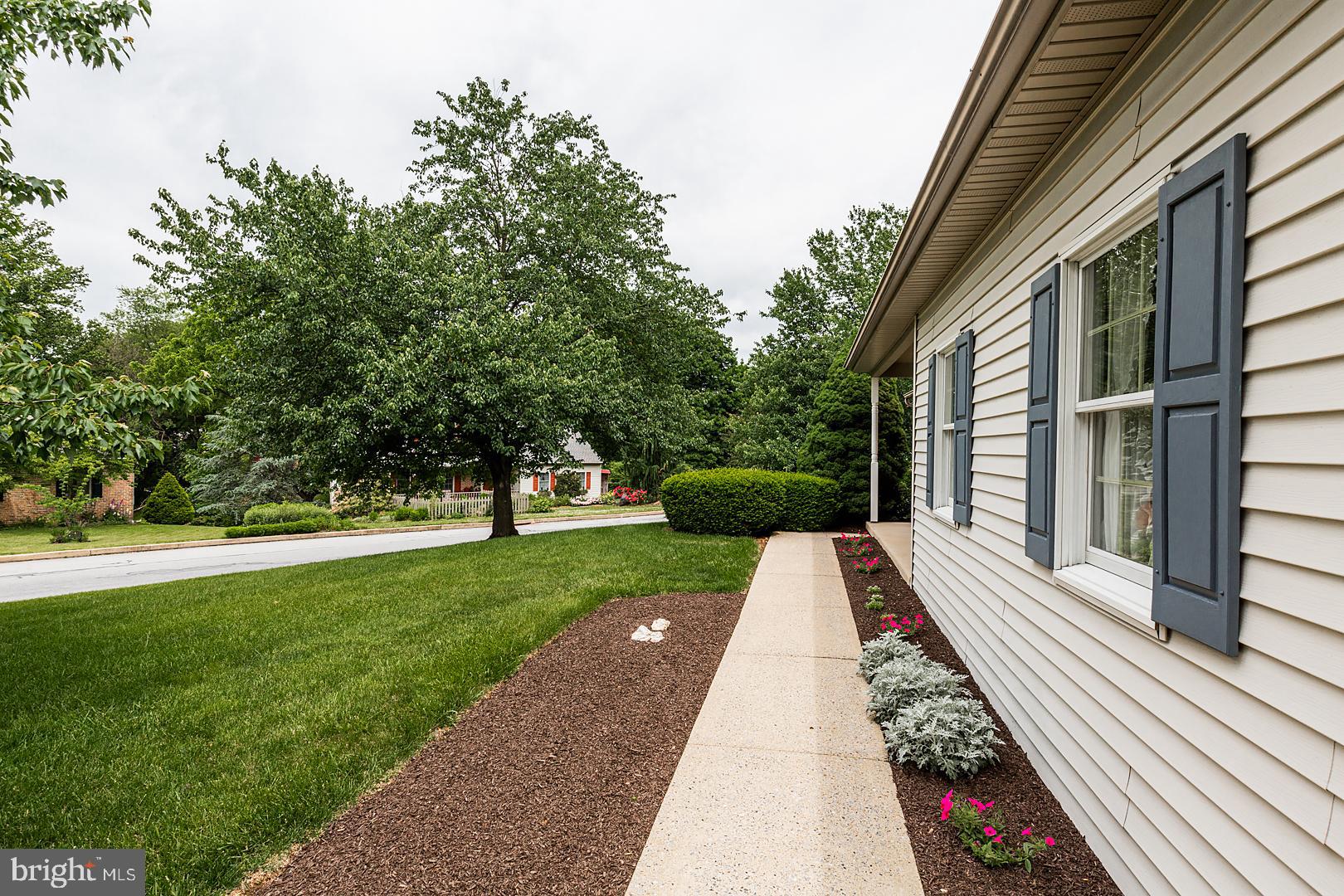 1 Hurst Boulevard Lititz, PA 17543 - Photo 8 of 62 front walkway to front entrance