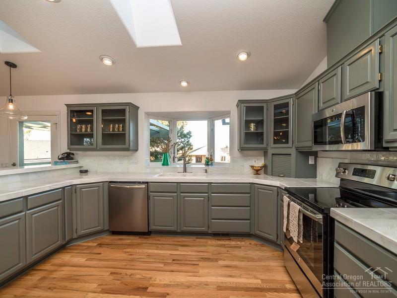 20797 Alpine Ridge Place Bend, OR 97701 - Photo 8 of 20 Additional Photo