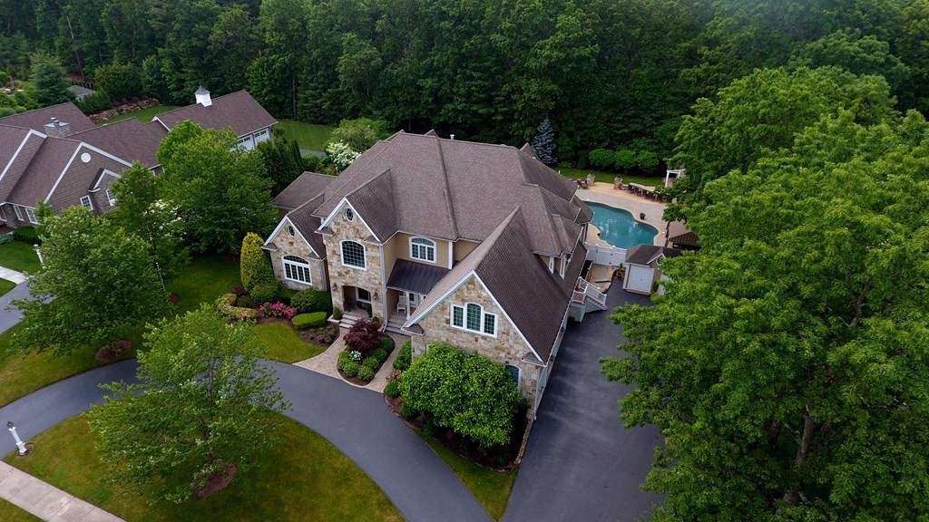 60 High Ridge Circle Franklin, MA 02038 - Photo 3 of 42 Gallery Image 3