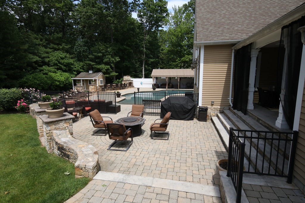60 High Ridge Circle Franklin, MA 02038 - Photo 36 of 42 Gallery Image 36