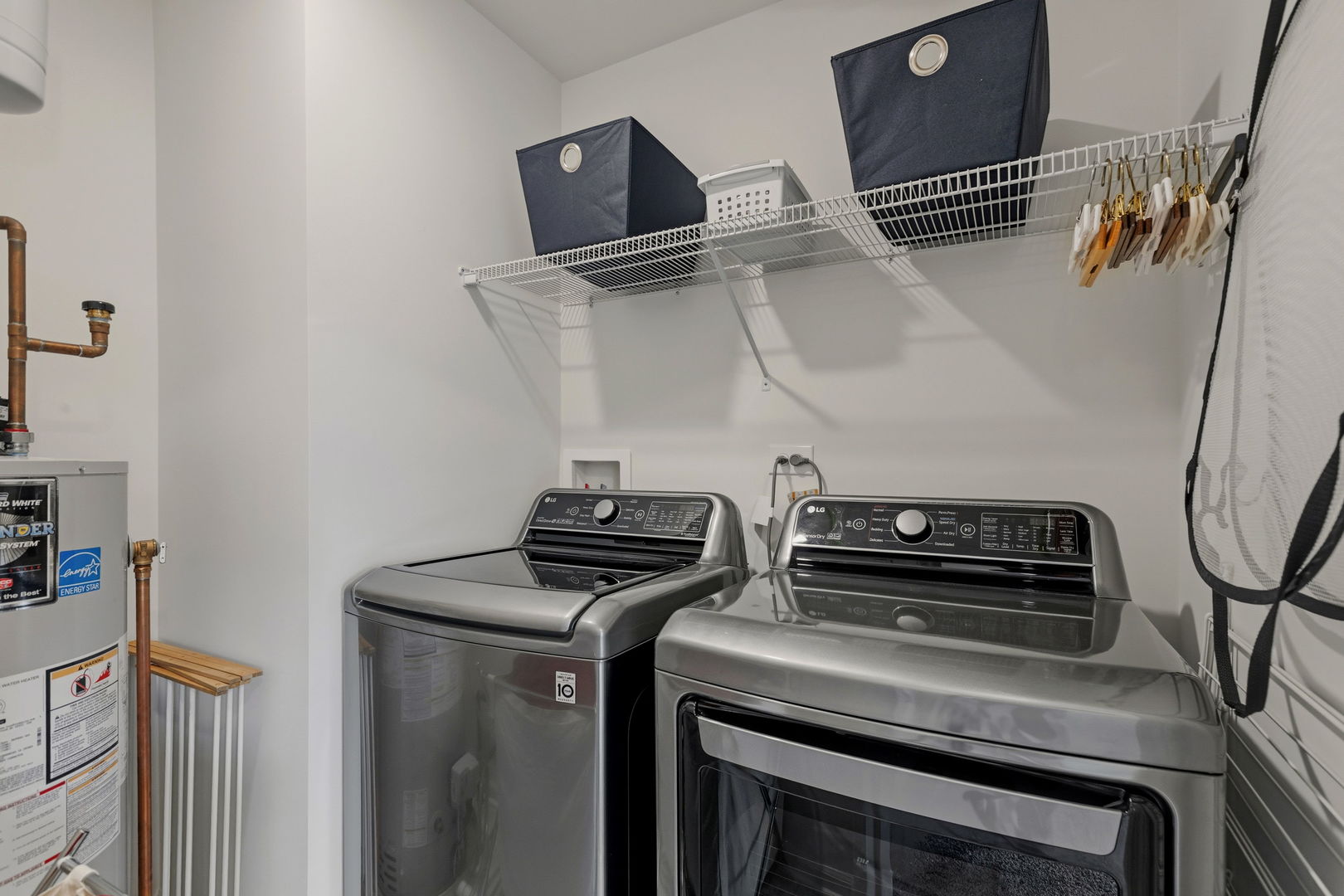 717 Wellington Lane Cary, IL 60013 - Photo 21 of 28 a close view of a stove top oven and cabinets
