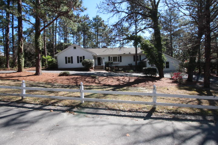 280 Fieldcrest Road Southern Pines, NC 28387 - Photo 2 of 26 IMG_0007