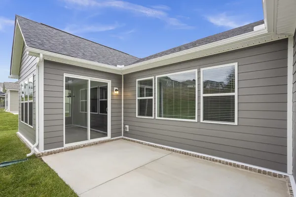 $444,990 | 1555 Oak Springs Drive, Columbia, TN 38401