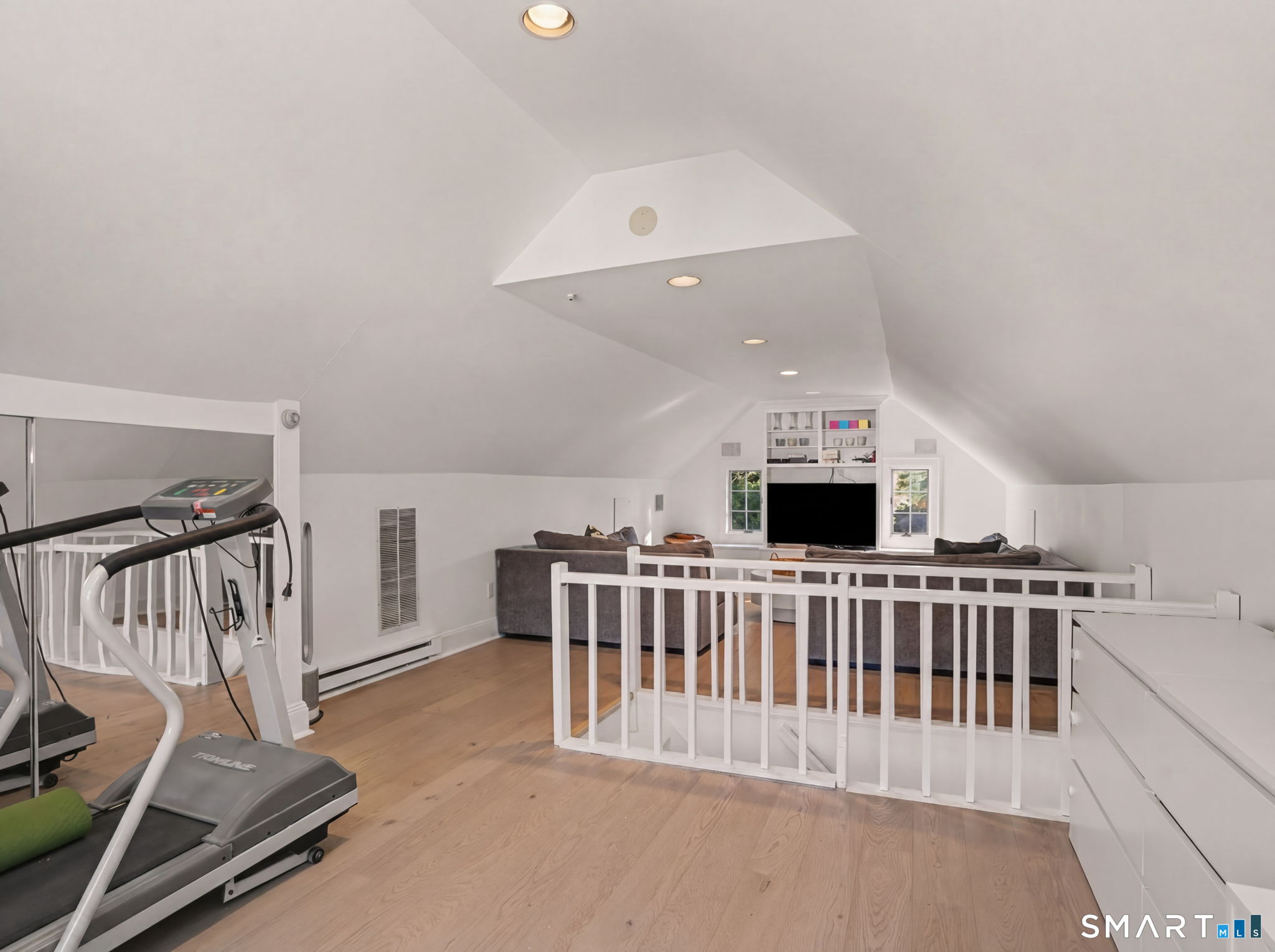 280 Mill Hill Road Fairfield, CT 06890 - Photo 27 of 35