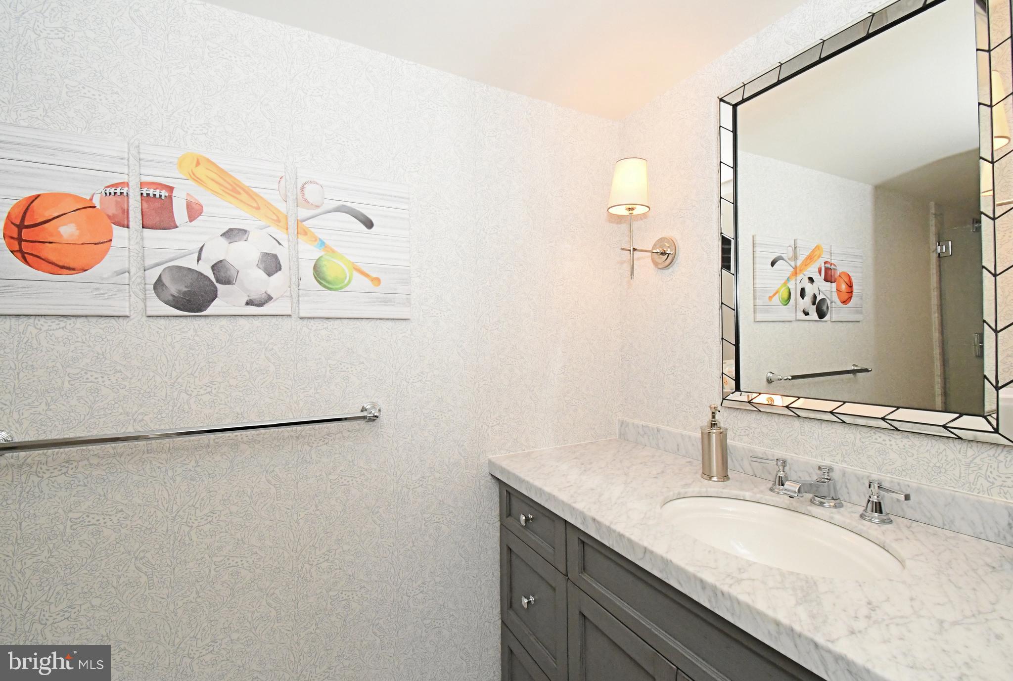 465 Pineville Road Newtown, PA 18940 - Photo 77 of 146 En Suite Bath for Bedroom 2