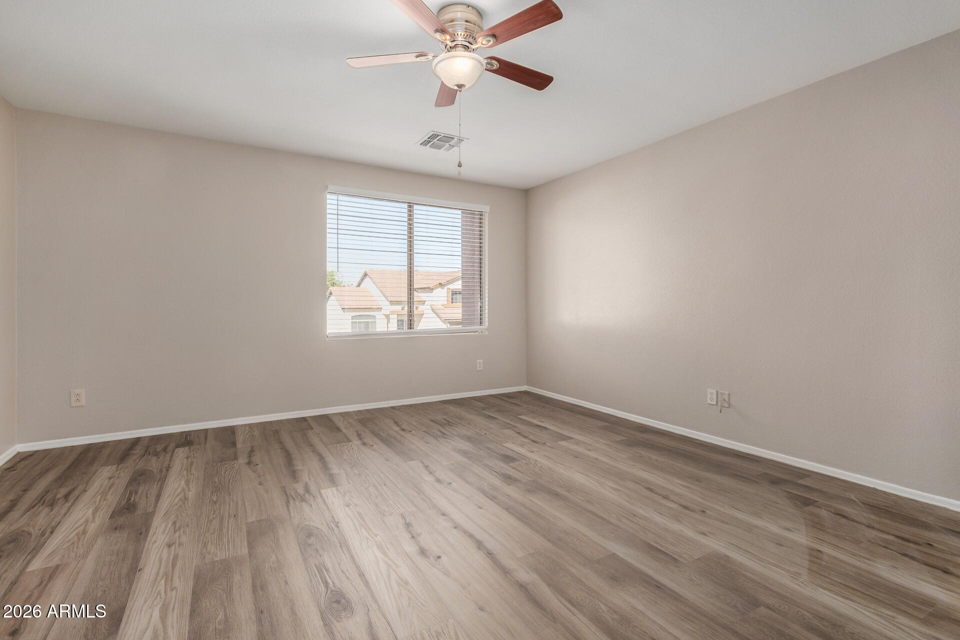 10377 West Piccadilly Road Avondale, AZ 85392 - Photo 18 of 36 19 - Piccadilly