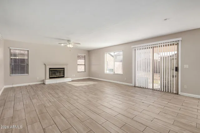 $2,290 | 10377 West Piccadilly Road, Avondale, AZ 85392