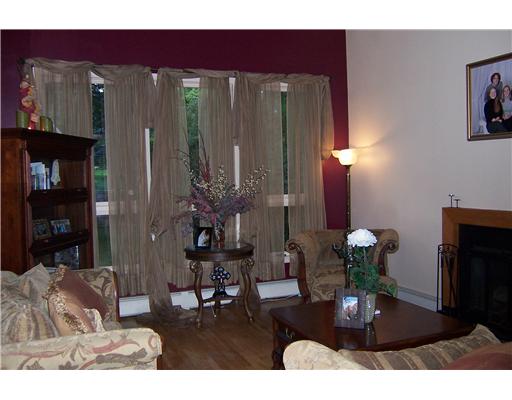 605 Read School House Road Coventry, RI 02816 - Photo 5 of 14 Living Room.