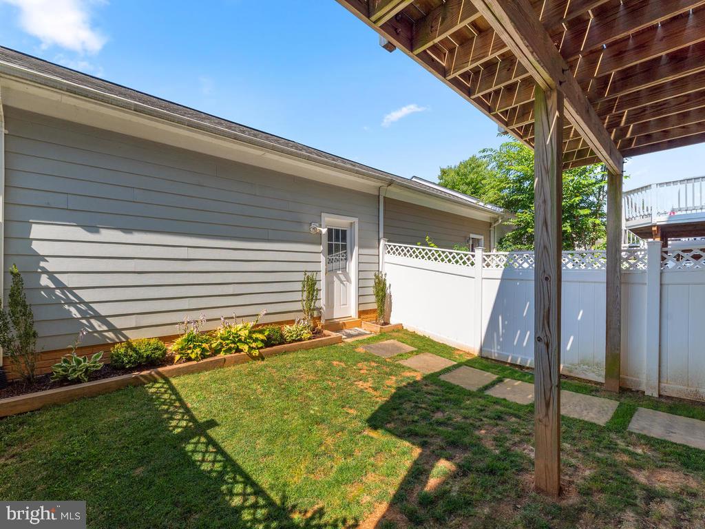 8818 Lew Wallace Road Frederick, MD 21704 - Photo 35 of 38