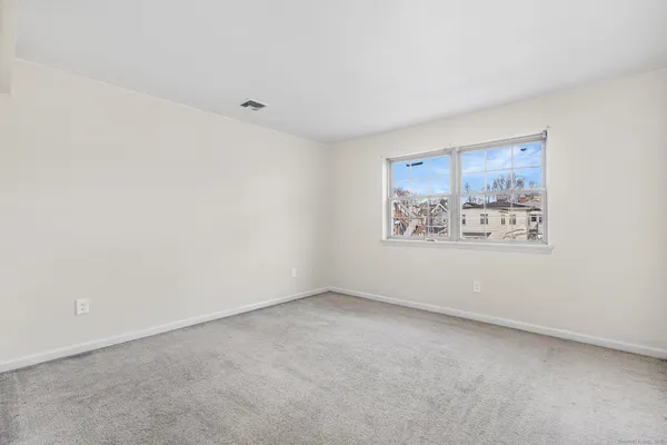 $349,000 | 1 Union Avenue, Unit 11, Danbury, CT 06810