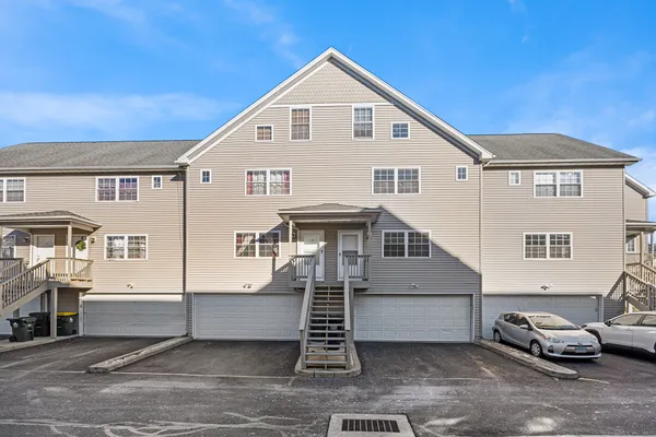 $349,000 | 1 Union Avenue, Unit 11, Danbury, CT 06810