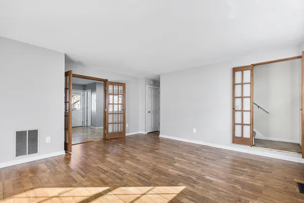 $349,000 | 1 Union Avenue, Unit 11, Danbury, CT 06810