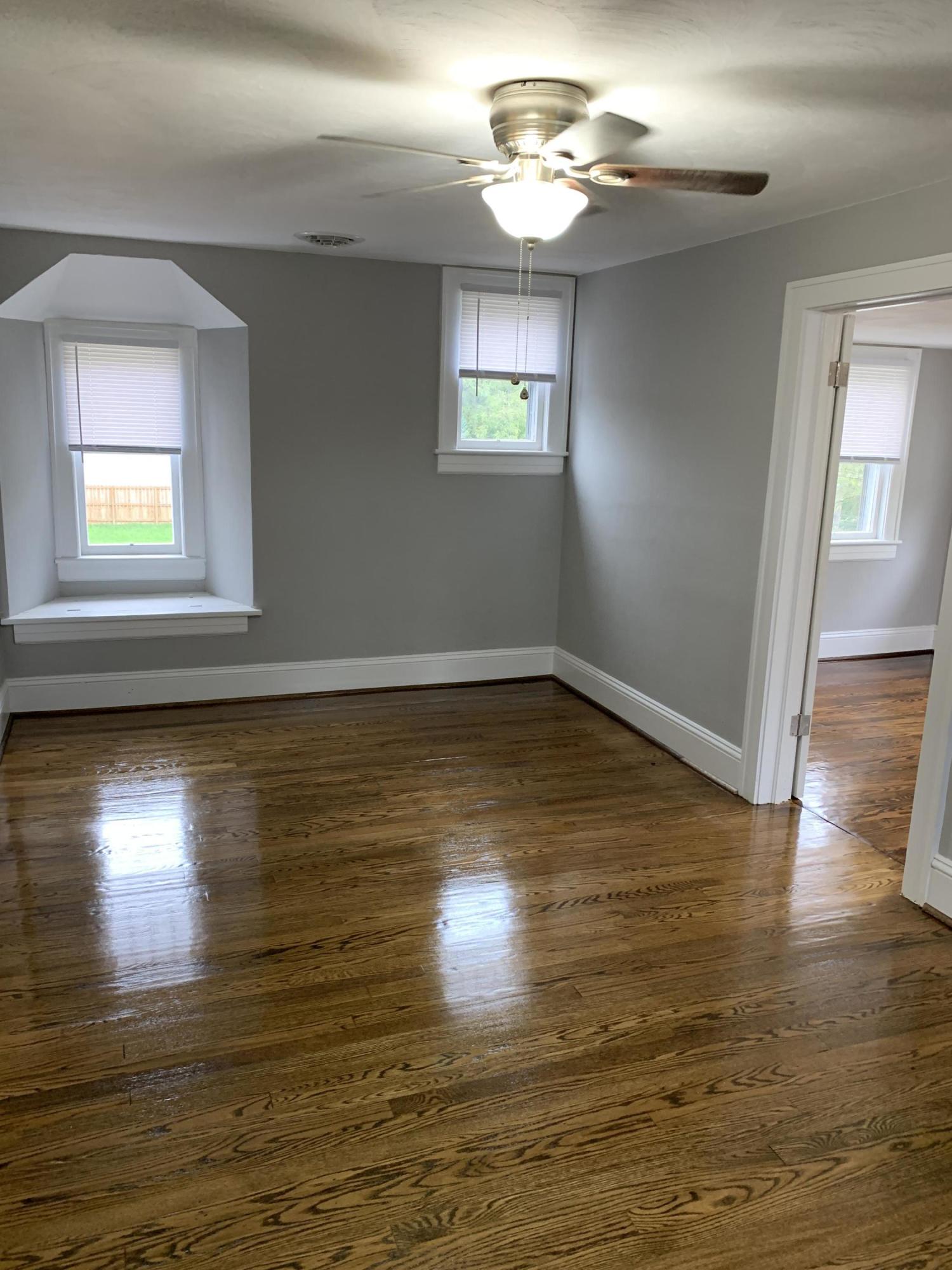 1032 Kessler Mill Road Salem, VA 24153 - Photo 3 of 22 IMG_7195