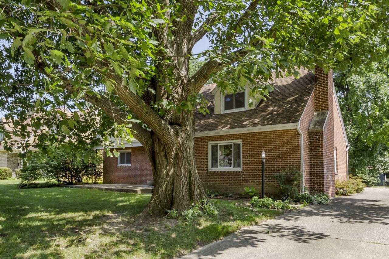 2725 Wellesley Road Columbus, OH 43209 - Photo 2 of 68 Gallery Image 2