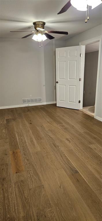 137 Oakview Gainesville, TX 76240 - Photo 30 of 37 Bonus Room 3rd Floor.