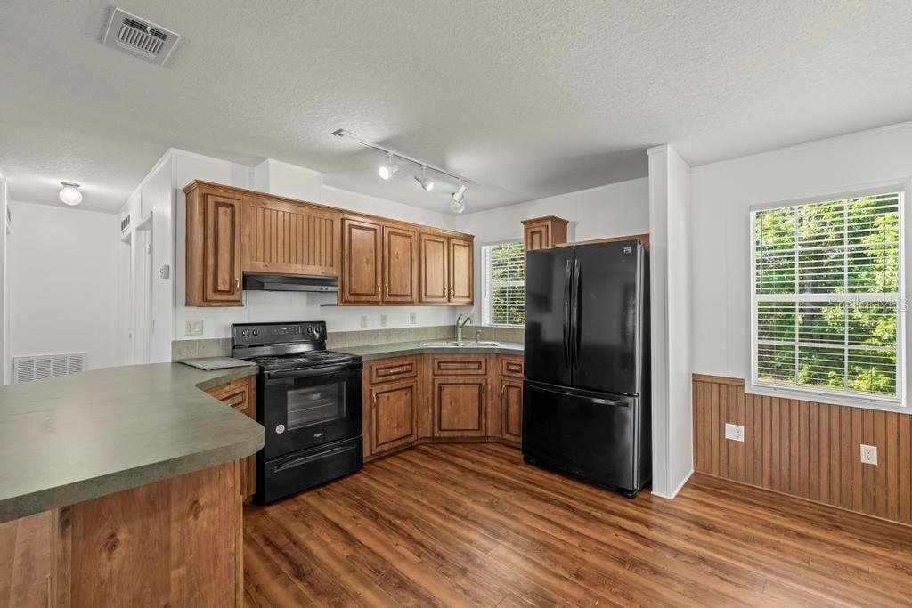 23400 Panther Road Astor, FL 32102 - Photo 13 of 35