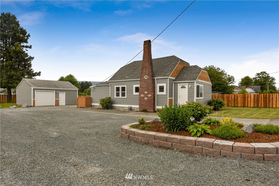 564 Cook Road Sedro-Woolley, WA 98284 - Photo 3 of 24