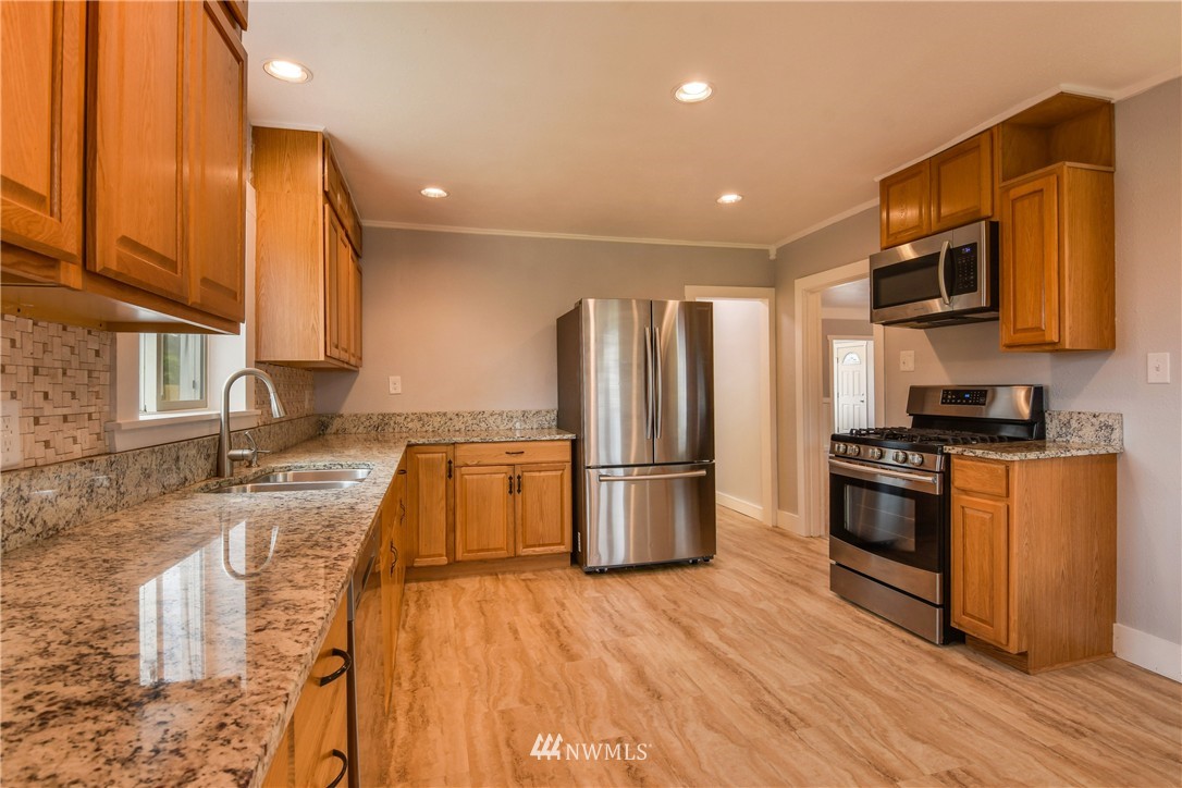 564 Cook Road Sedro-Woolley, WA 98284 - Photo 6 of 24