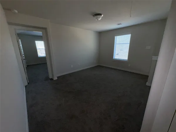 $2,100 | 16628 Sterling Clf Street, Conroe, TX 77302