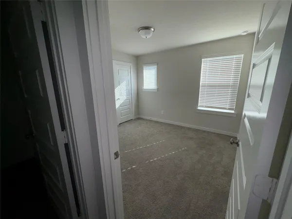 $2,300 | 16628 Sterling Clf Street, Conroe, TX 77302