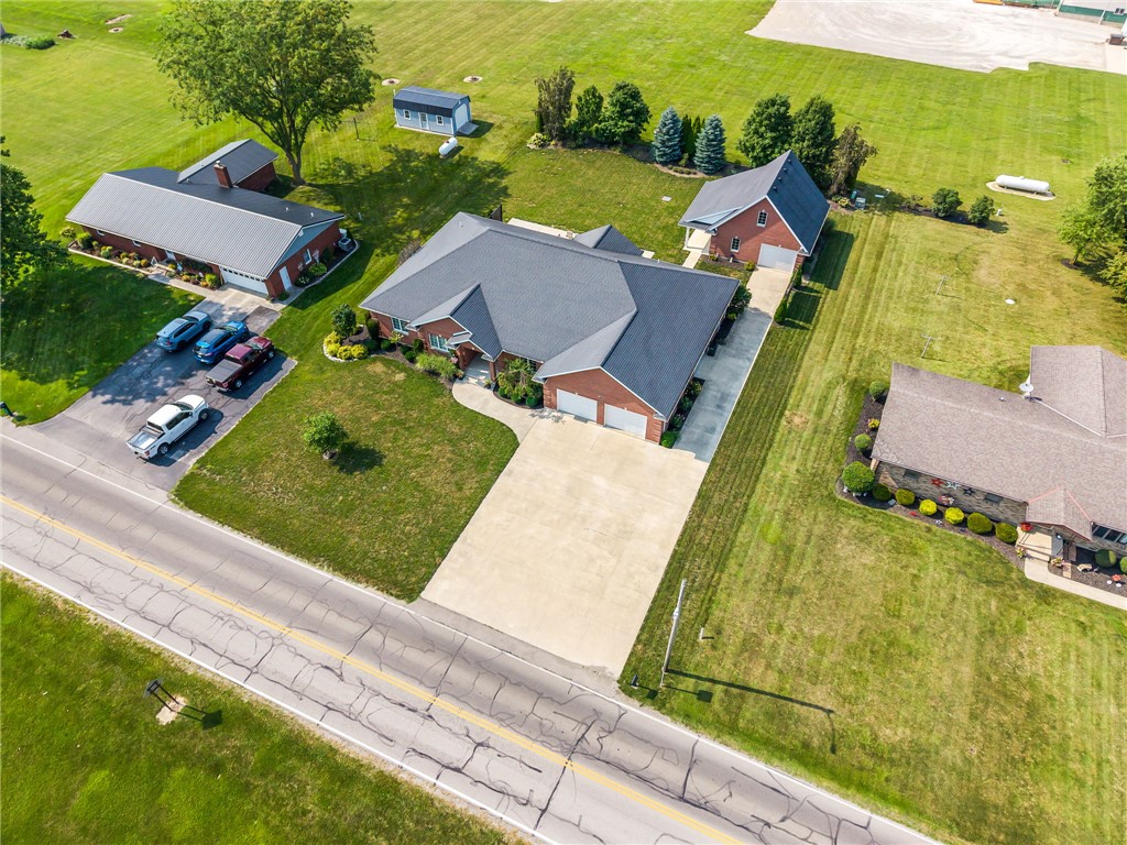 8702 Baker Road Versailles, OH 45380 - Photo 3 of 98
