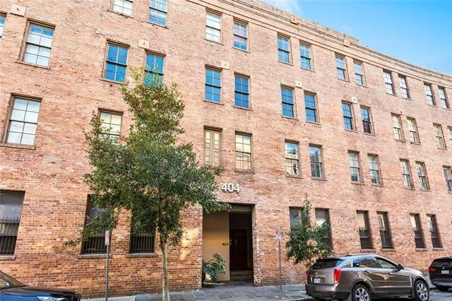 $3,000 | 404 Notre Dame Street, Unit 16, New Orleans, LA 70130