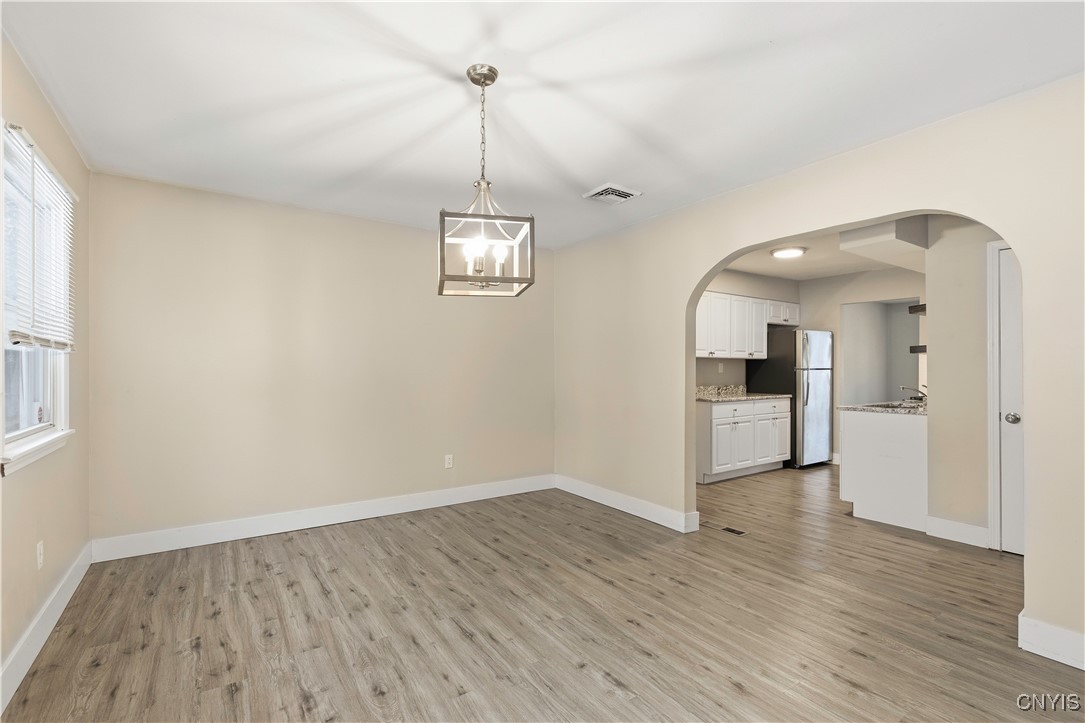 27 Wexford Road DeWitt, NY 13214 - Photo 15 of 36