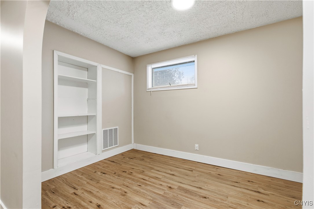 27 Wexford Road DeWitt, NY 13214 - Photo 23 of 36