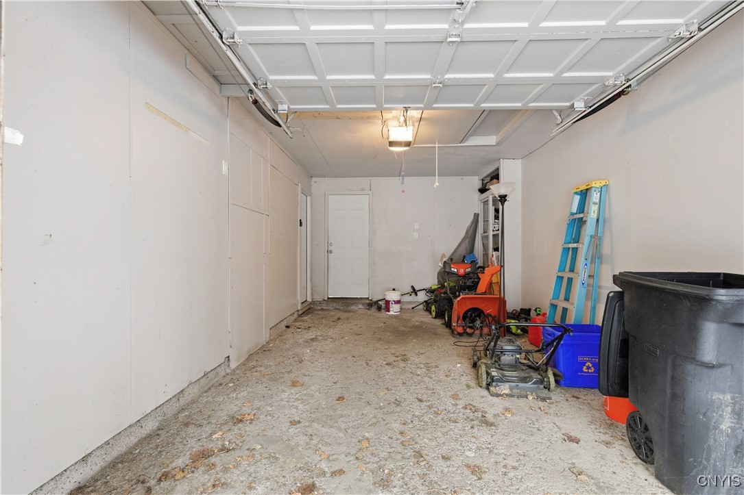 27 Wexford Road DeWitt, NY 13214 - Photo 28 of 36