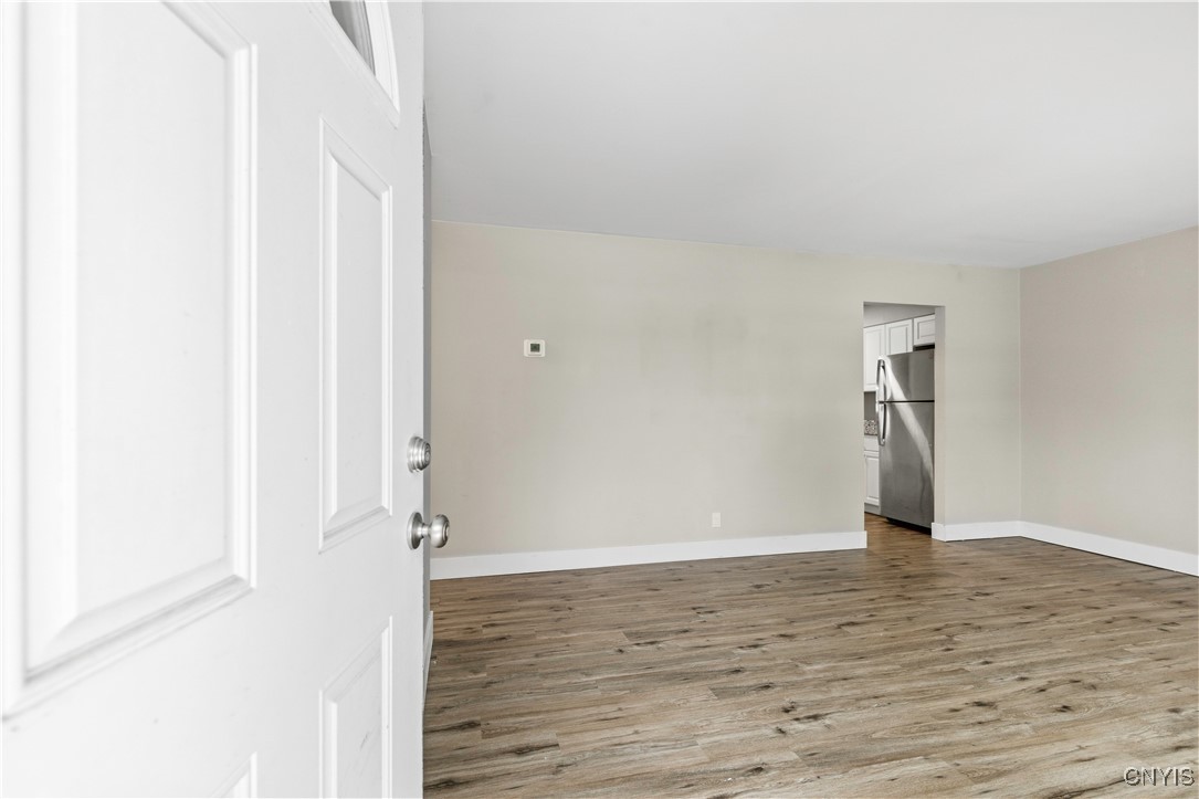 27 Wexford Road DeWitt, NY 13214 - Photo 4 of 36