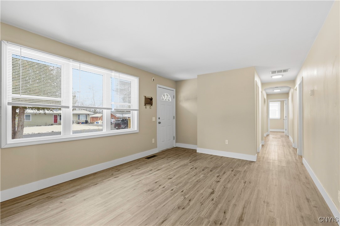 27 Wexford Road DeWitt, NY 13214 - Photo 6 of 36