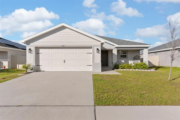 a house view with a outdoor space