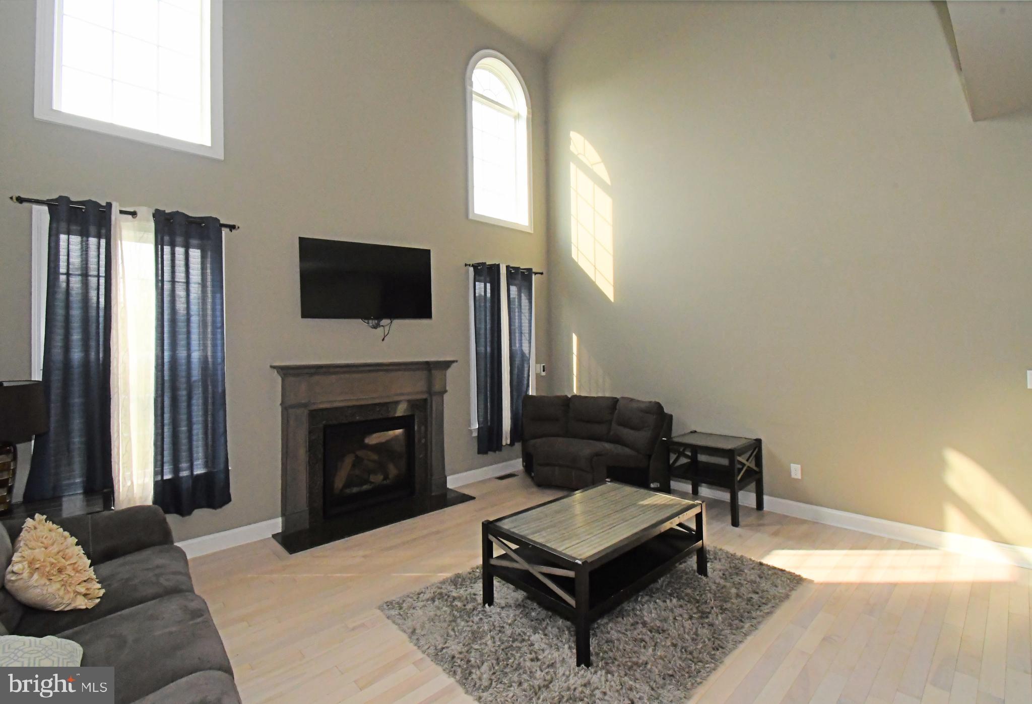174 Thompson Mill Road Newtown, PA 18940 - Photo 23 of 75 Family Room