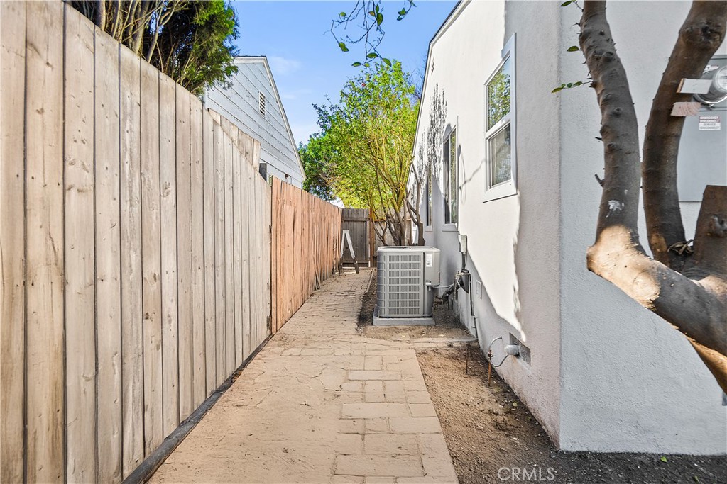 2870 Daisy Avenue Long Beach, CA 90806 - Photo 24 of 25