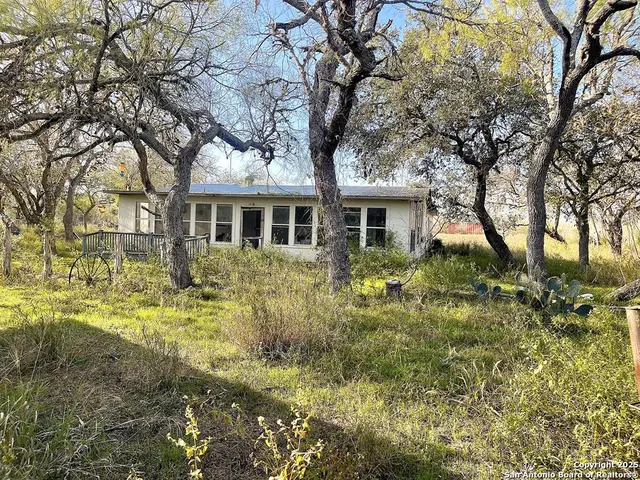 $580,900 | 9654 Fm 2617, Pettus, TX 78146