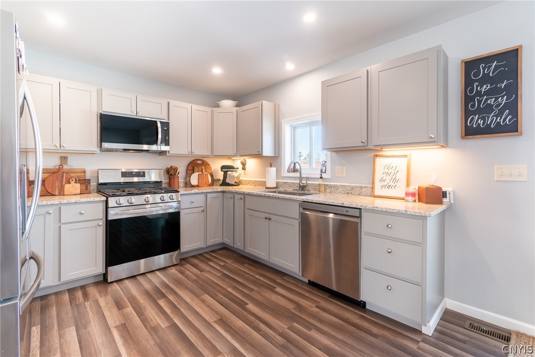 20452 South Shore Road Lyme, NY 13693 - Photo 9 of 31