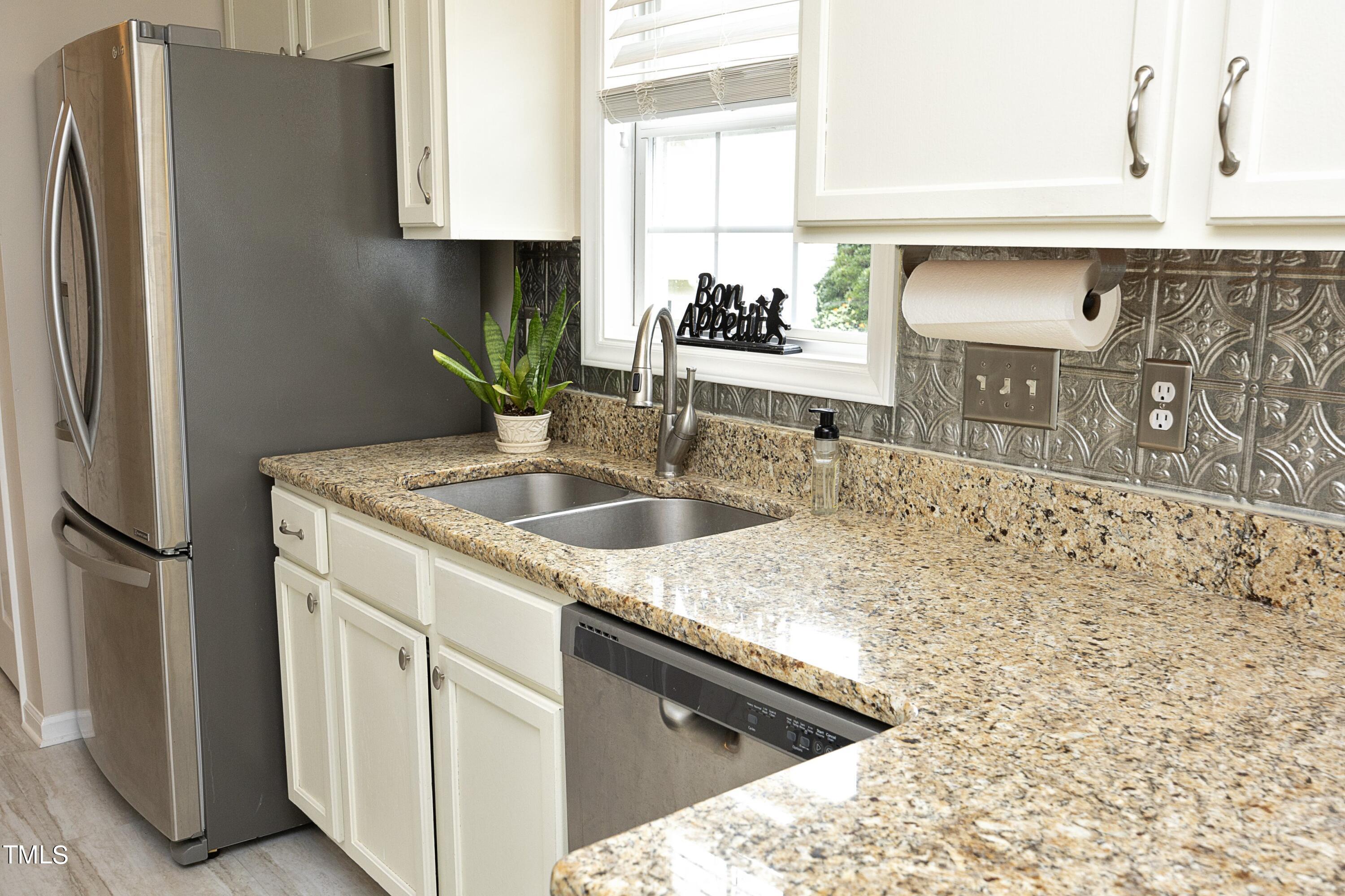 8904 Castleton Lane Raleigh, NC 27615 - Photo 16 of 43 13Kitchen