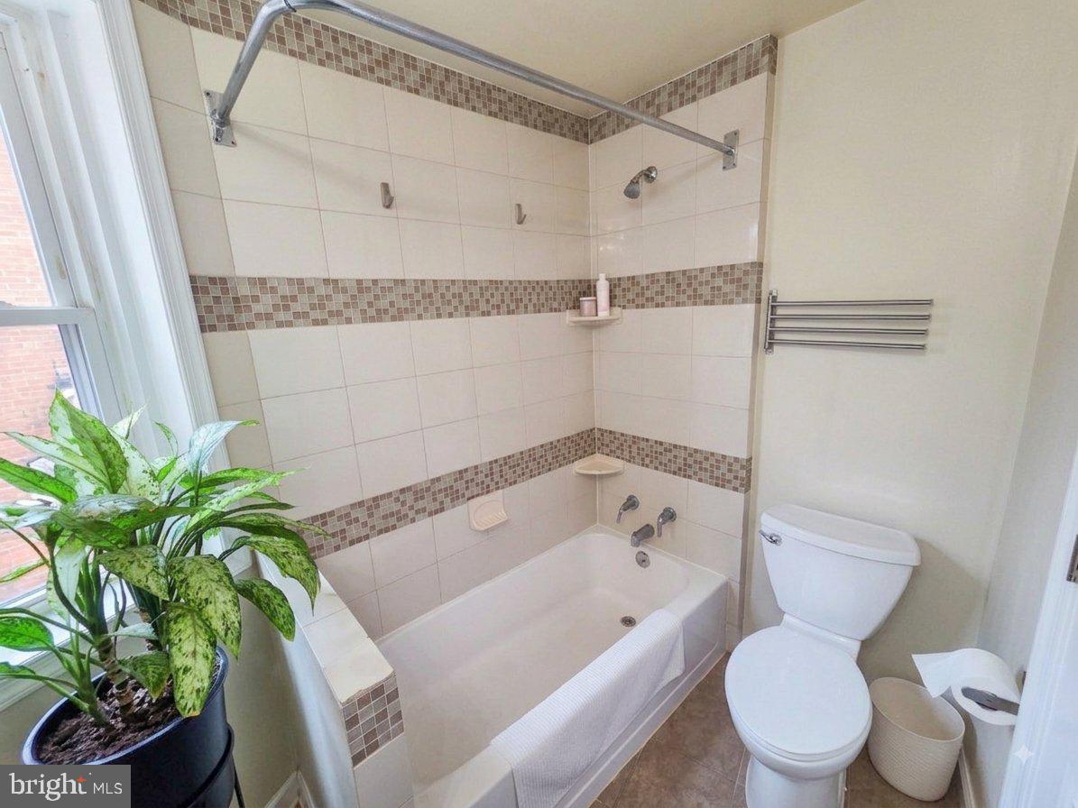 207 R Street Northwest, Unit 4 Washington, DC 20001 - Photo 10 of 14 Gallery Image 10