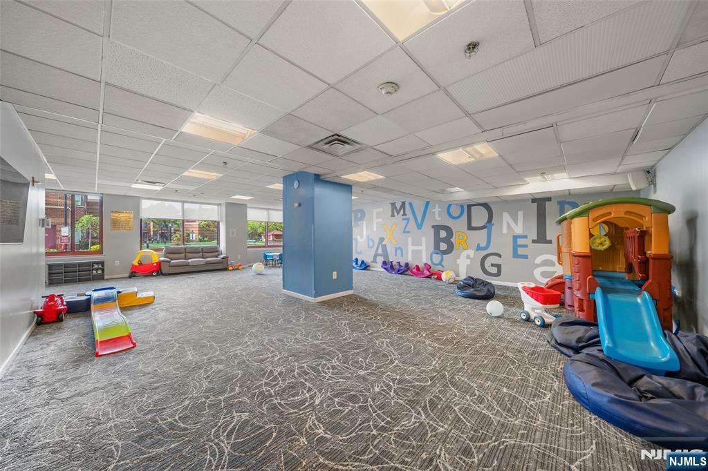 100 Old Palisade Road, Unit 2108 Fort Lee, NJ 07024 - Photo 22 of 24