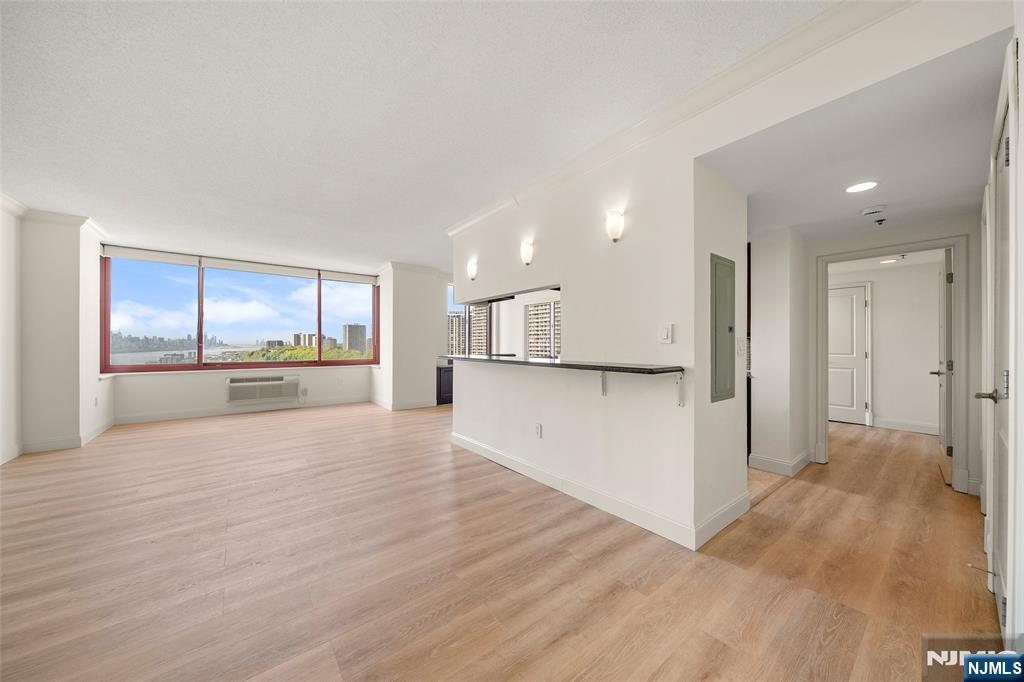 100 Old Palisade Road, Unit 2108 Fort Lee, NJ 07024 - Photo 5 of 24